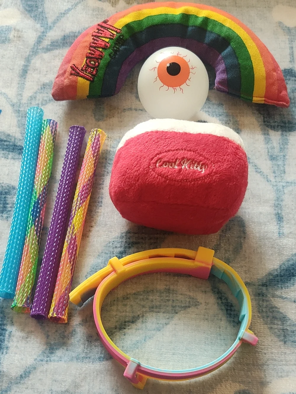 CAT TOY BUNDLE: OVER THE RAINBOW 🌈